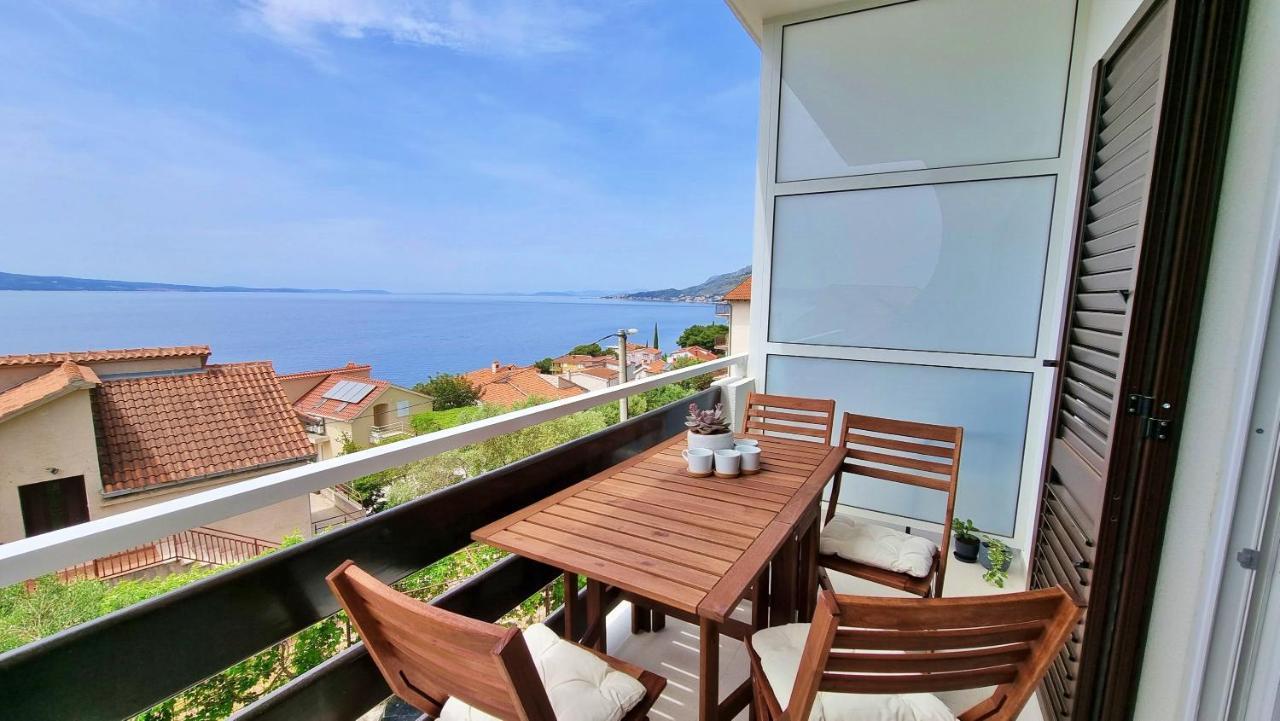 Apartment La Vie Omis Exterior photo
