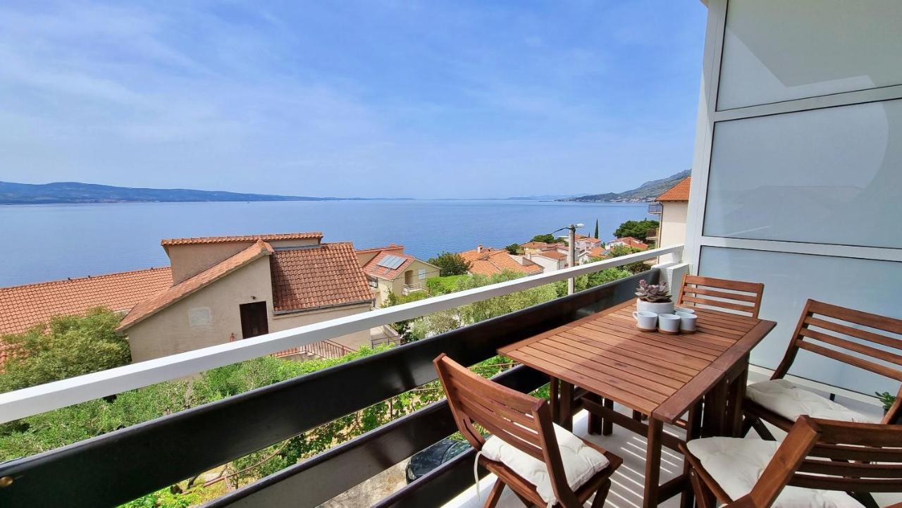 Apartment La Vie Omis Exterior photo