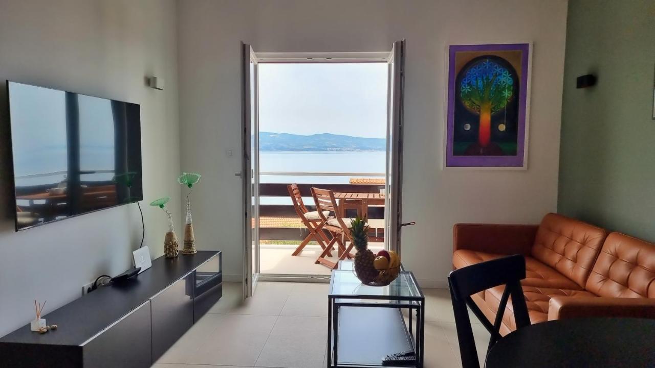 Apartment La Vie Omis Exterior photo