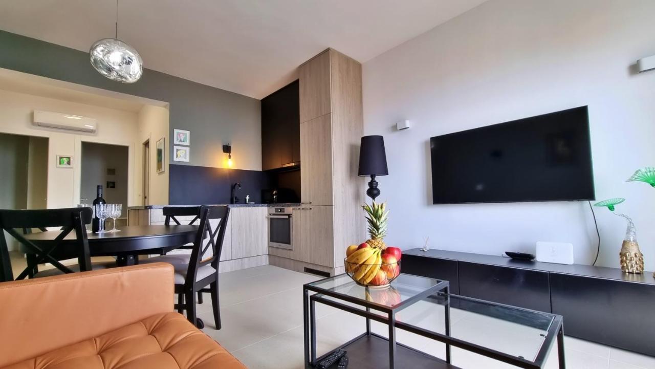 Apartment La Vie Omis Exterior photo